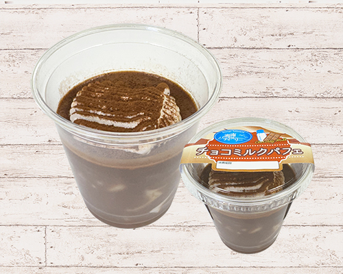 チョコミルクパフェ